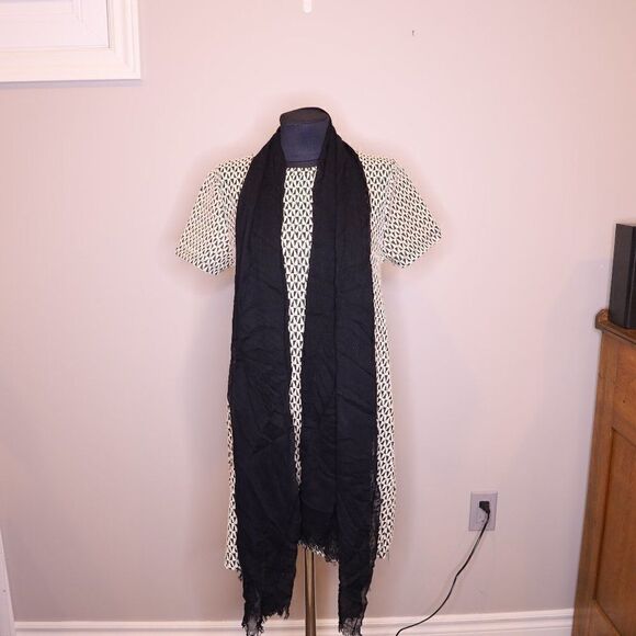Black Fringe Scarf - Picture 4 of 5